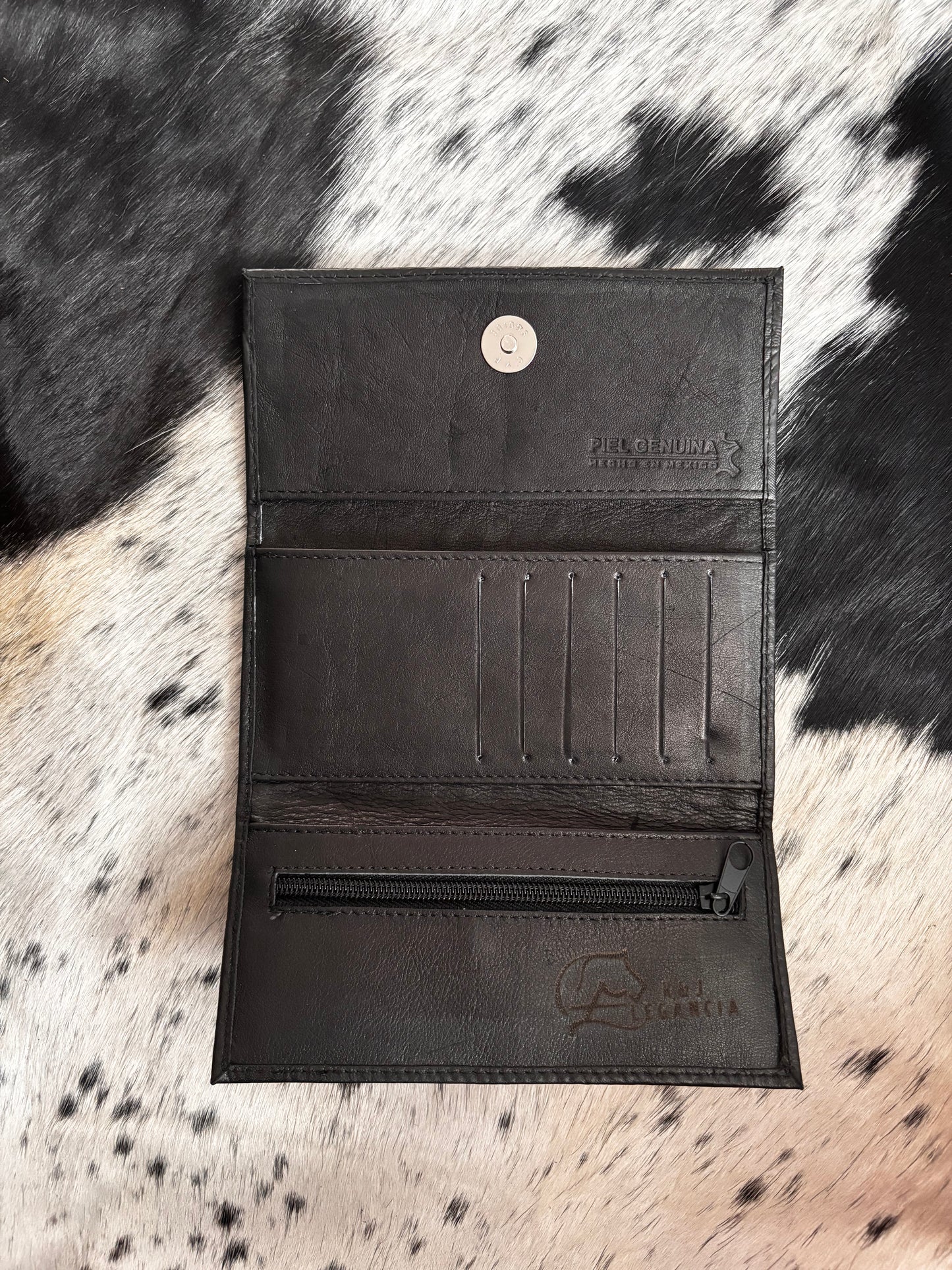 Cartera cincelado flor