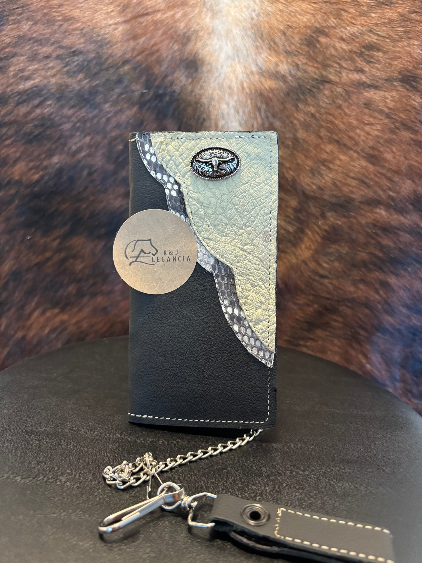 Bifold wallet