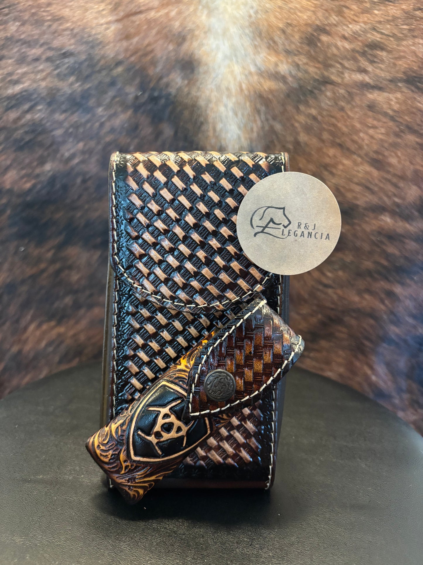 Funda de celular y navajero