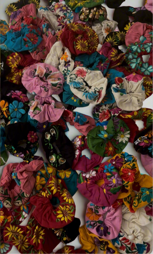 Scrunchie artesanal