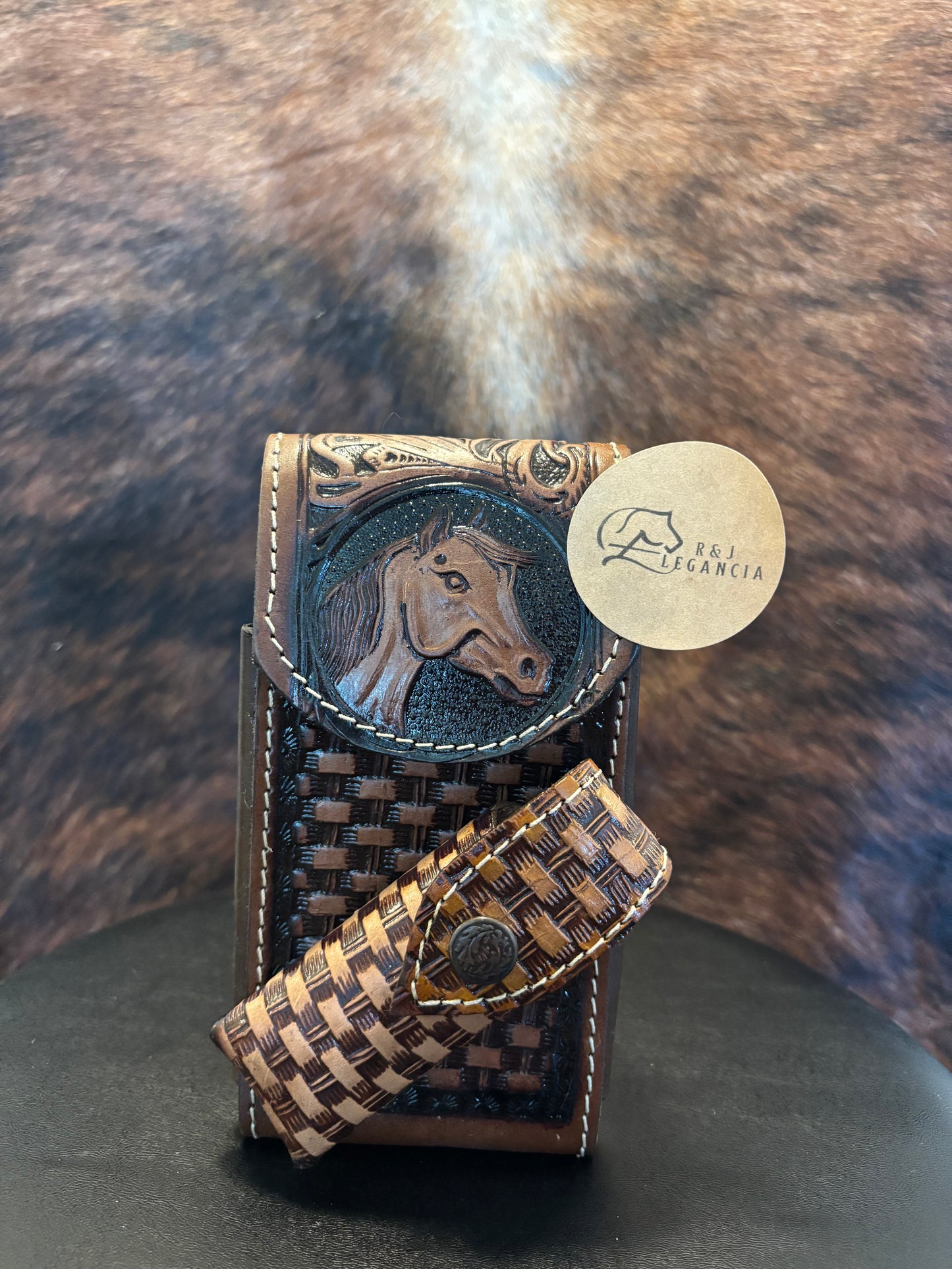 Funda de celular y navajero