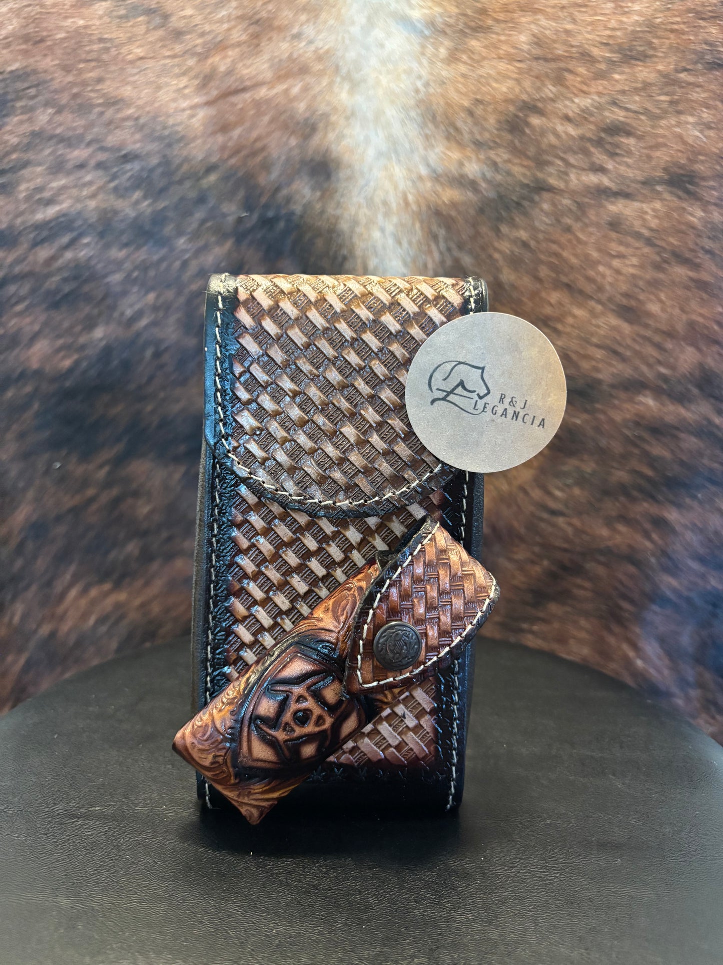Funda de celular y navajero
