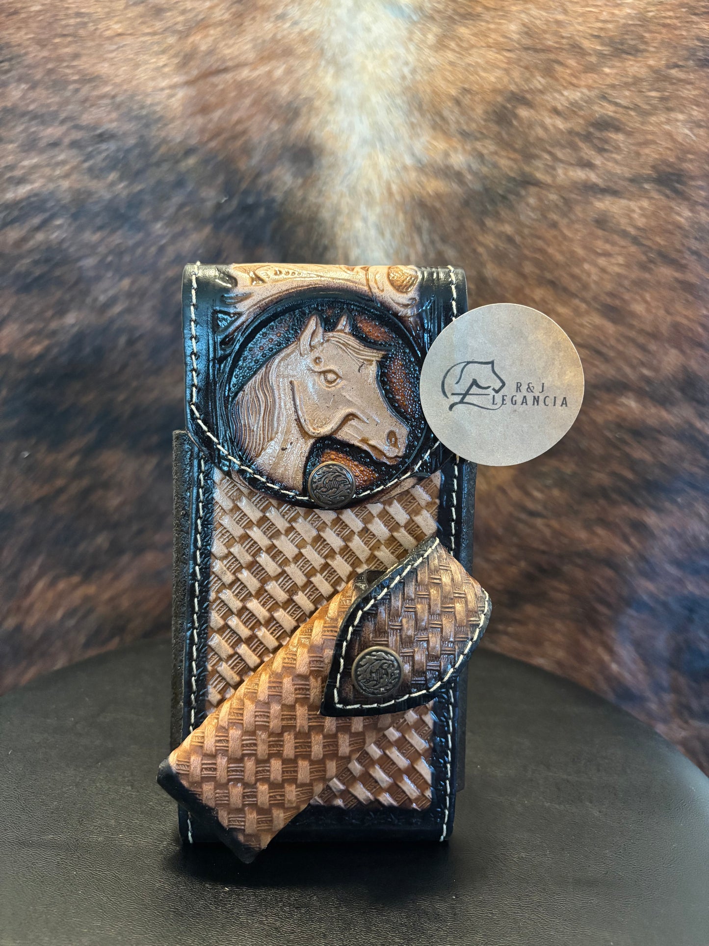Funda de celular y navajero